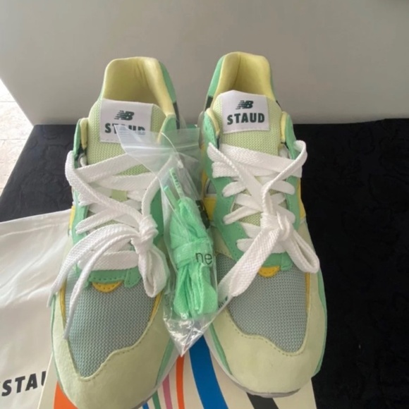 New Balance x Staud - Picture 2 of 6